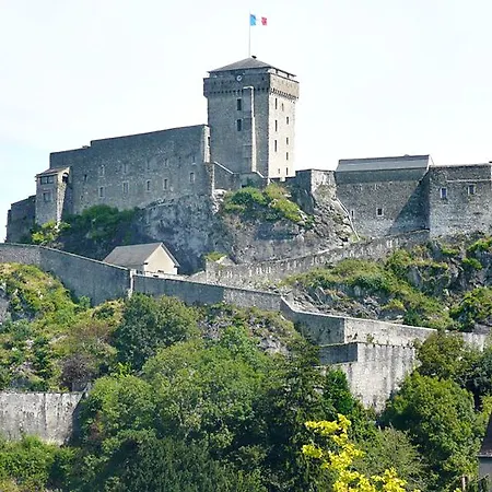 阿吉纳酒店 酒店
