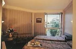 阿吉纳酒店 3* 卢德