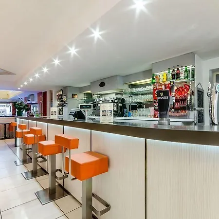 Hotel Agena Lourdes
