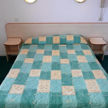 Hotel Agena Lourdes