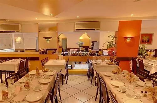 ホテル Agena ルルド